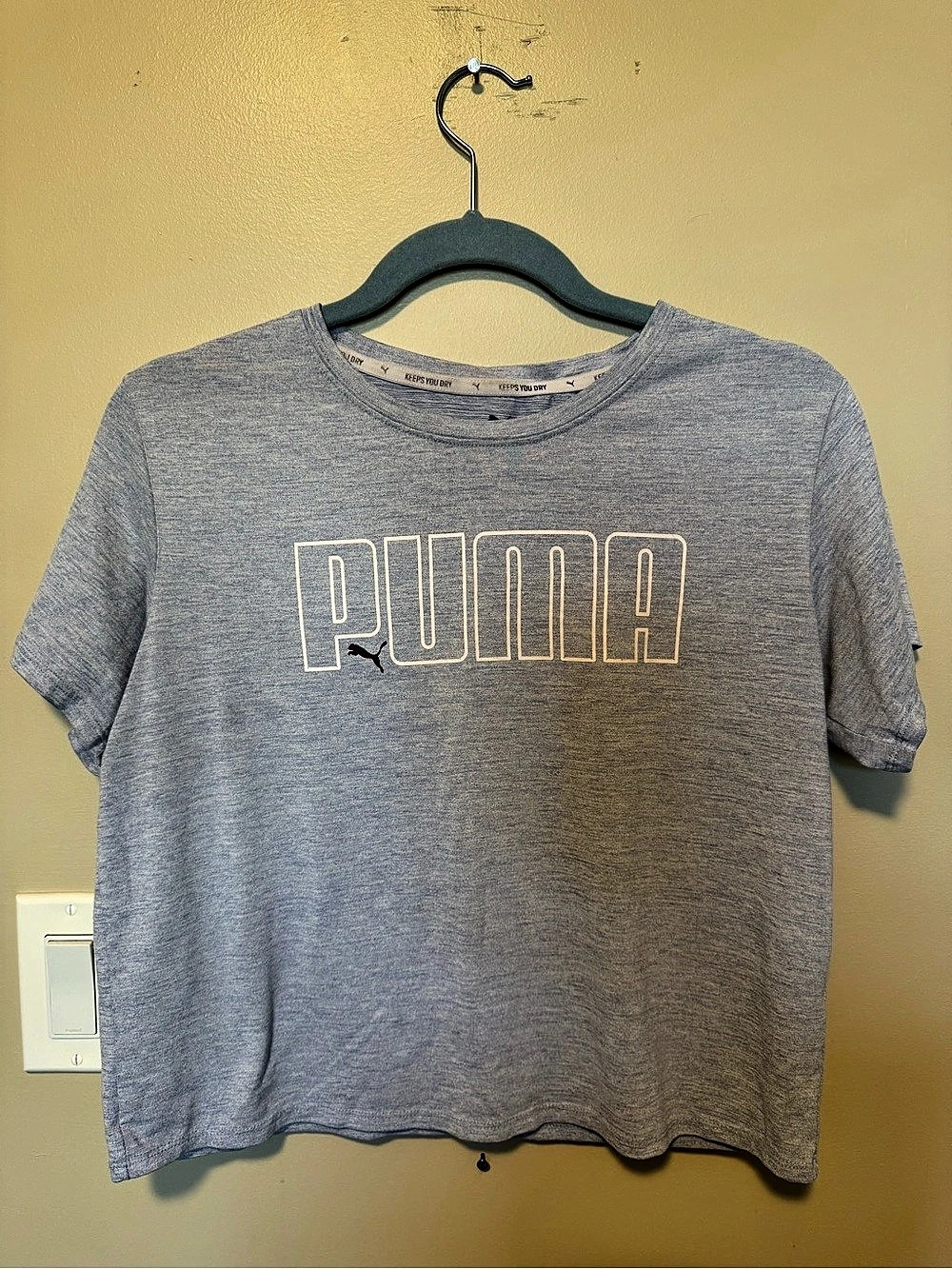 Puma Logo Short Sleeve Tee in Gray Size Medium